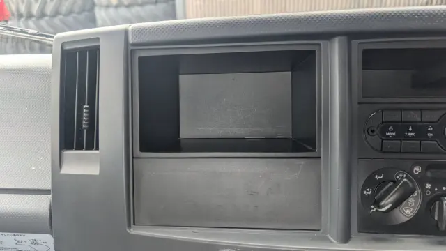 いすゞ エルフ 2RG-NPR88AR(2WD)の写真29