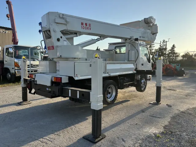 いすゞ エルフ TKG-NKR85YN(2WD)の写真5