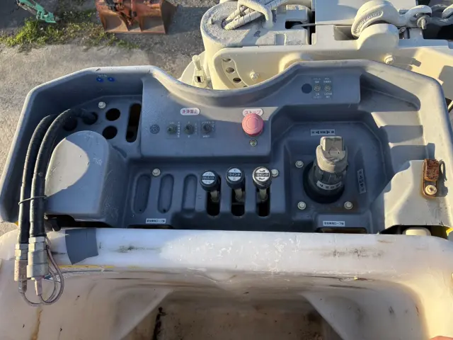 いすゞ エルフ TKG-NKR85YN(2WD)の写真22