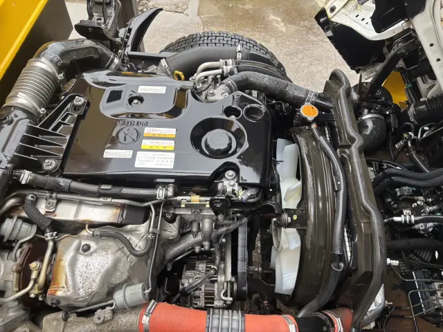 いすゞ エルフ TKG-NKR85YN(2WD)の写真23