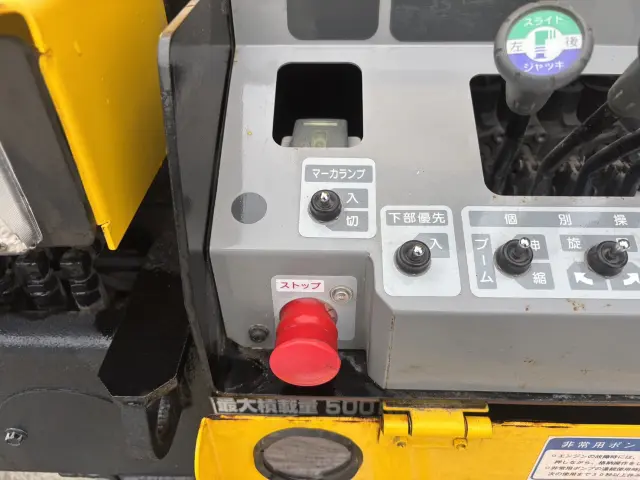 いすゞ エルフ TKG-NKR85YN(2WD)の写真35