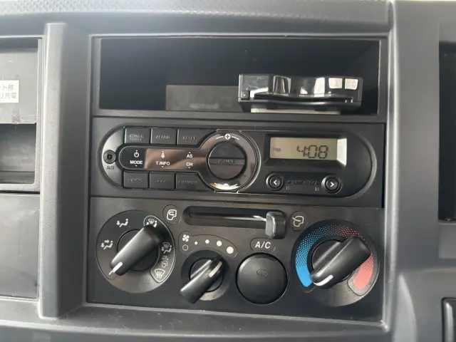 いすゞ エルフ TKG-NKR85YN(2WD)の写真47