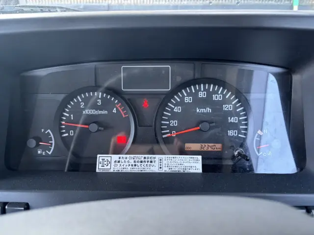 いすゞ エルフ TKG-NKR85YN(2WD)の写真49