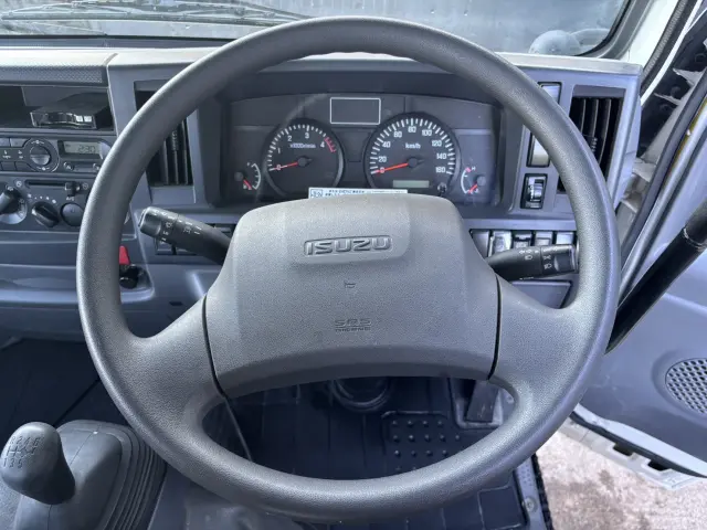 いすゞ エルフ TKG-NKR85YN(2WD)の写真50
