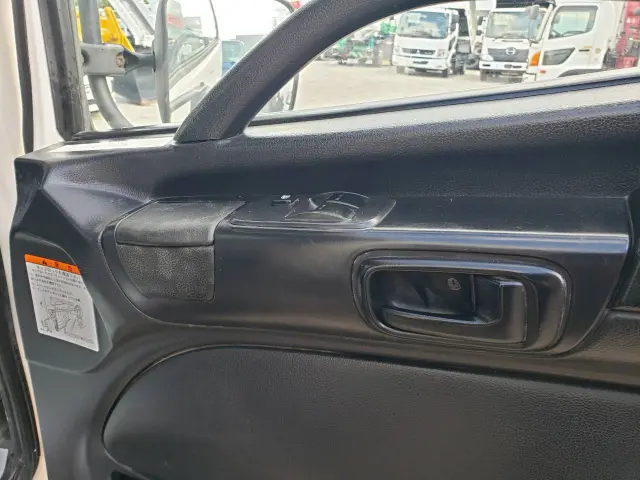 日野 レンジャー TKG-FC9JCAP(2WD)の写真30