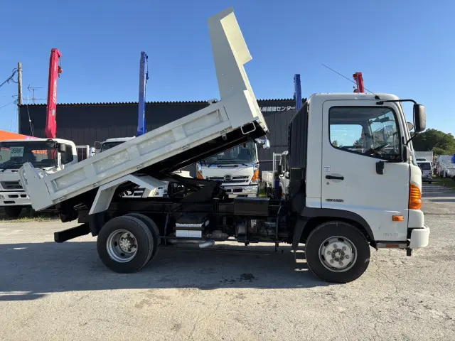 日野 レンジャー TKG-FC9JCAP(2WD)の写真4