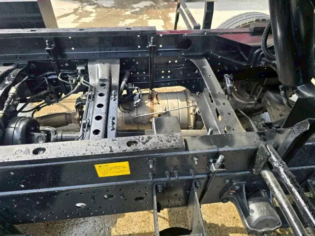 いすゞ フォワード TKG-FRR90S1(2WD)の写真20