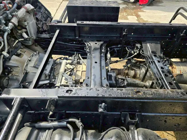 いすゞ フォワード TKG-FRR90S1(2WD)の写真21