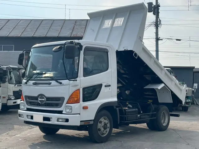 日野 レンジャー SKG-FC9JCAP(2WD)の写真1