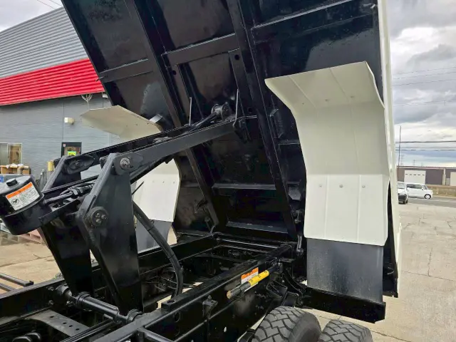 日野 レンジャー 2KG-FC2ABA(2WD)の写真21