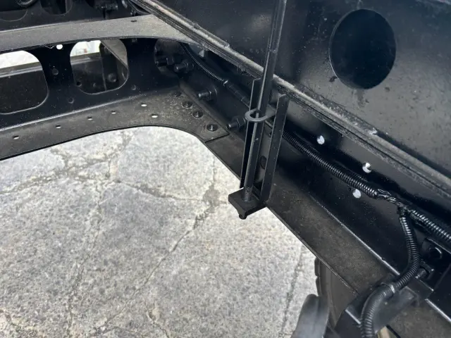 いすゞ フォワード TKG-FRR90S1(2WD)の写真27
