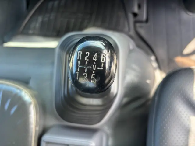いすゞ フォワード TKG-FRR90S1(2WD)の写真35