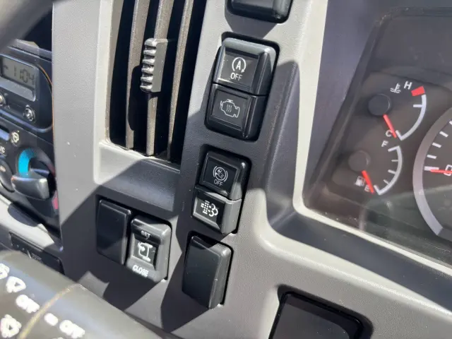 いすゞ フォワード TKG-FRR90S1(2WD)の写真38