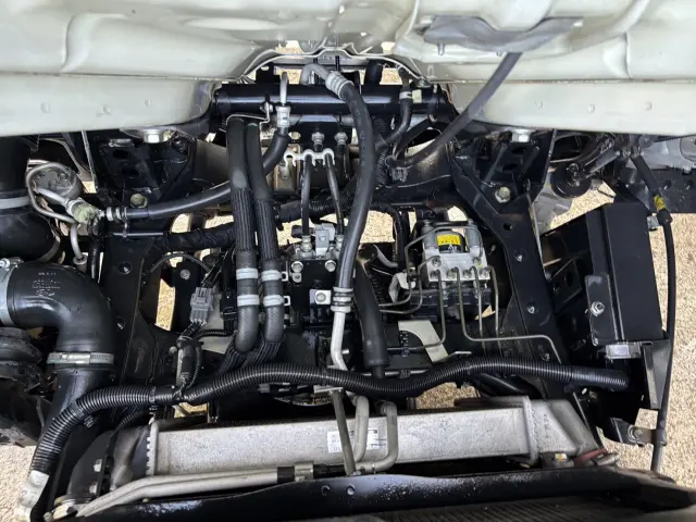 いすゞ エルフ BKG-NLS85AR(4WD)の写真15