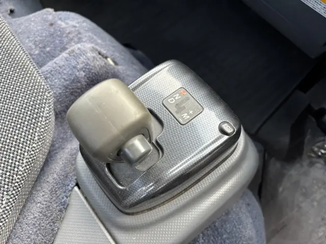 いすゞ エルフ BKG-NLS85AR(4WD)の写真31