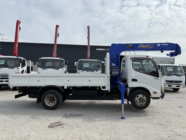 日野 デュトロ SKG-XZU650M(2WD)の写真4