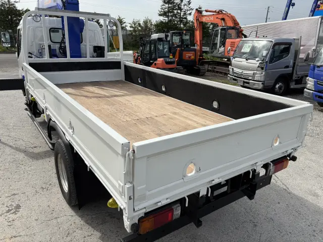 日野 デュトロ SKG-XZU650M(2WD)の写真9