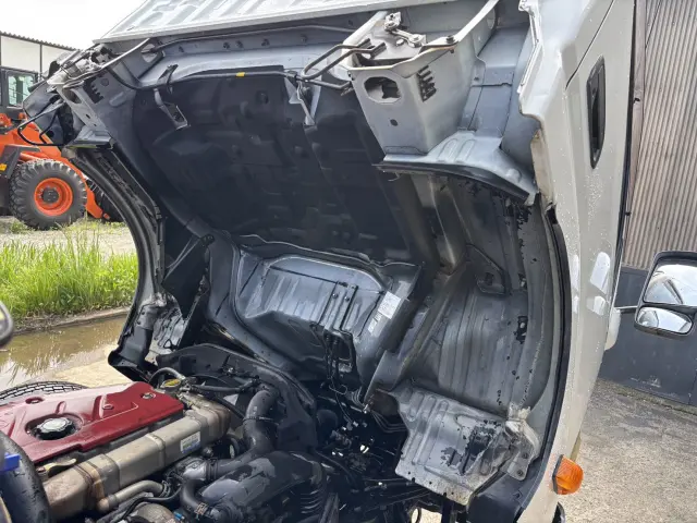 日野 デュトロ SKG-XZU650M(2WD)の写真27