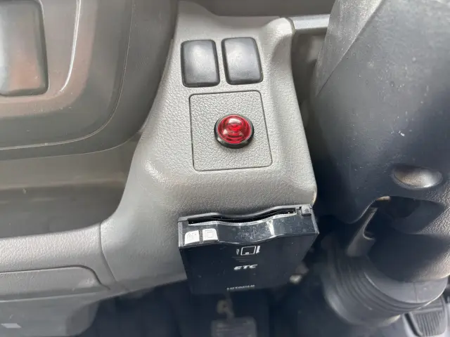 日野 デュトロ SKG-XZU650M(2WD)の写真44