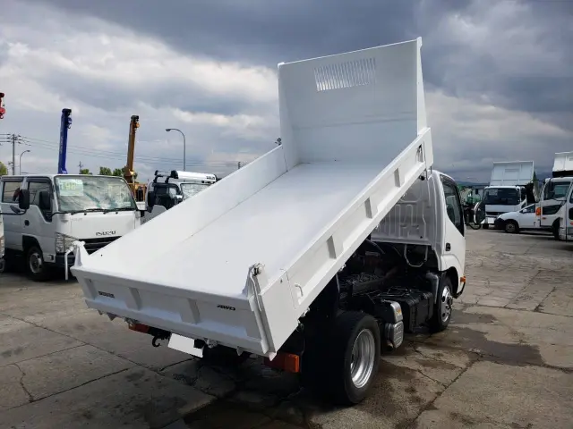 トヨタ ダイナ BDG-XZU368D(4WD)の写真8