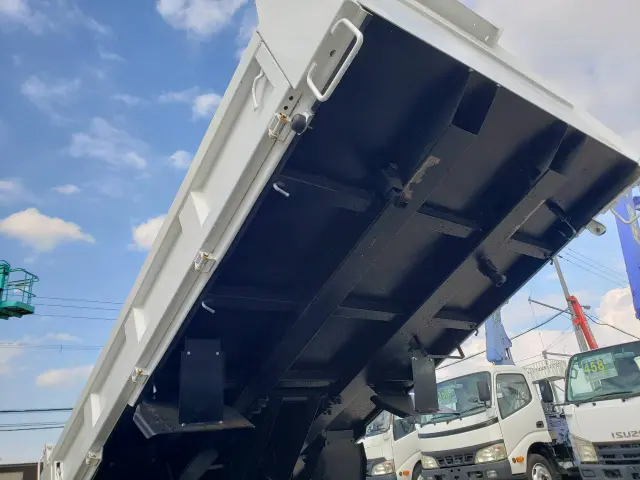 トヨタ ダイナ BDG-XZU368D(4WD)の写真11