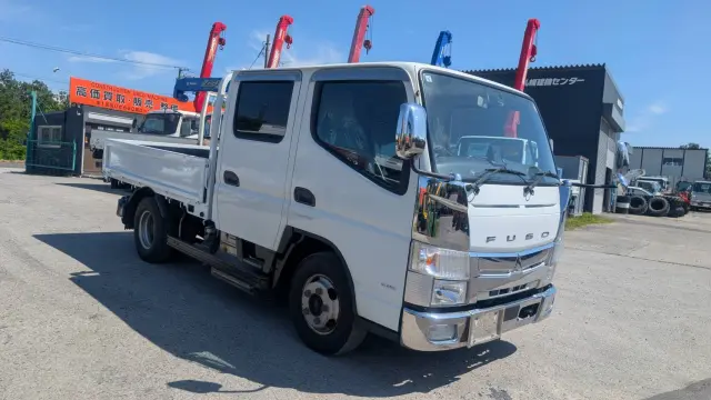 三菱 キャンター 2RG-FGA20(4WD)の写真3
