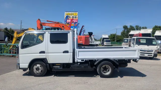 三菱 キャンター 2RG-FGA20(4WD)の写真8