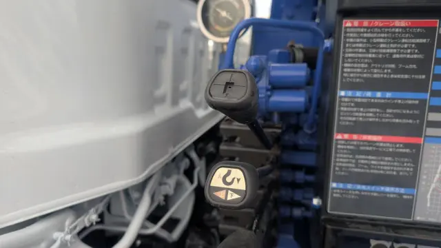 いすゞ フォワード 2PG-FRR90S2の写真19
