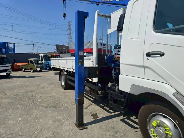 三菱 ファイター LKG-FK62FZの写真24