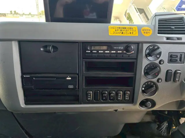 三菱 ファイター LKG-FK62FZの写真35