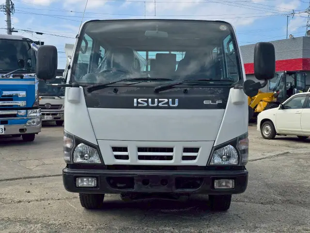 いすゞ エルフ KR-NHS69A(4WD)の写真2