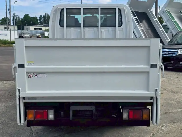 いすゞ エルフ KR-NHS69A(4WD)の写真7