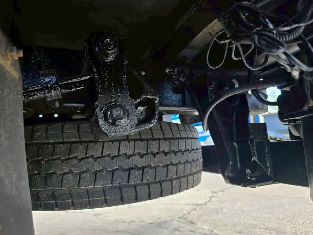 いすゞ エルフ KR-NHS69A(4WD)の写真22