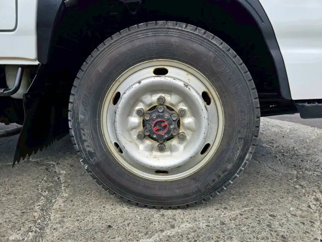 いすゞ エルフ KR-NHS69A(4WD)の写真42