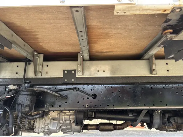 日野 デュトロ TKG-XZU695M(4WD)の写真36