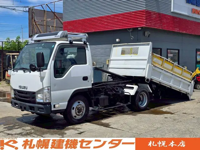いすゞ エルフ TPG-NKS85AN(4WD)の写真1