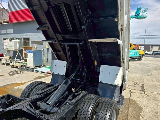 いすゞ エルフ TPG-NKS85AN(4WD)の写真18