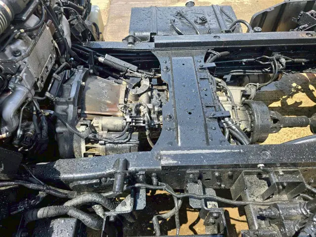 いすゞ エルフ TPG-NKS85AN(4WD)の写真23