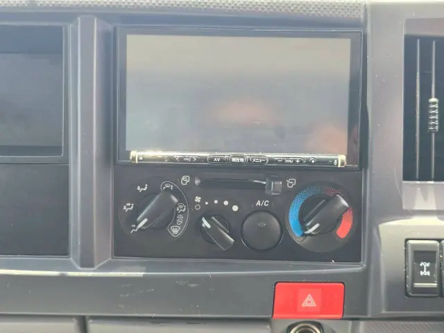 いすゞ エルフ TPG-NKS85AN(4WD)の写真38