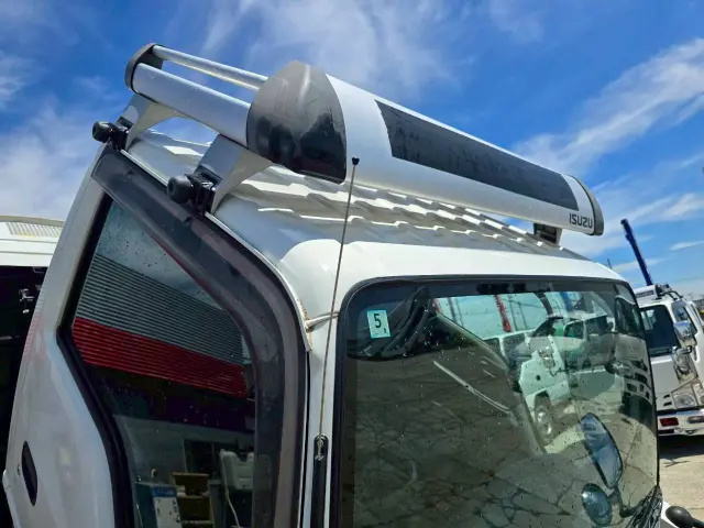 いすゞ エルフ TPG-NKS85AN(4WD)の写真45