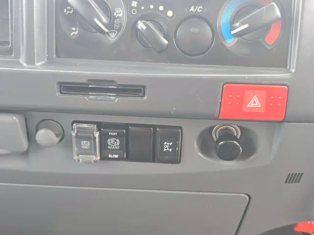 マツダ タイタン TKG-LMR85N(2WD)の写真37