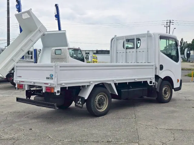 三菱 キャンターガッツ SDG-BSZ5F24(4WD)の写真8