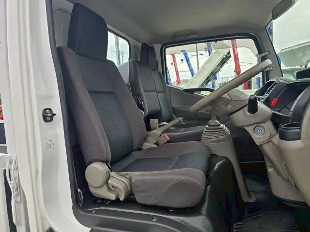 三菱 キャンターガッツ SDG-BSZ5F24(4WD)の写真24