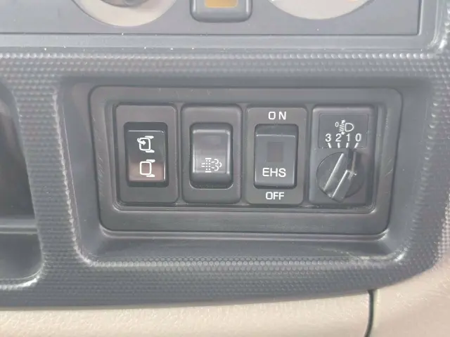 三菱 キャンターガッツ SDG-BSZ5F24(4WD)の写真30