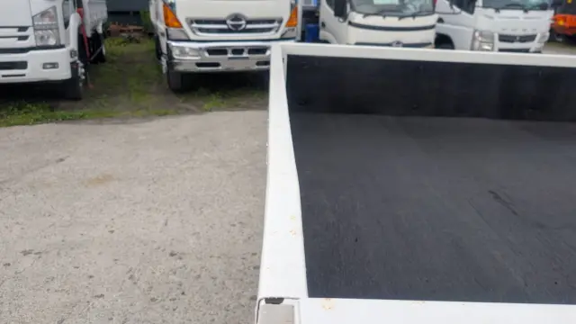 いすゞ エルフ TPG-NPR85AR(2WD)の写真11