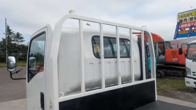 いすゞ エルフ TPG-NPR85AR(2WD)の写真16