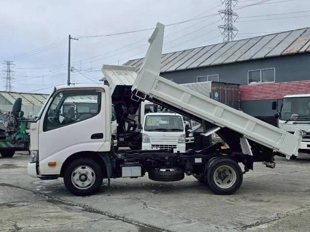 日野 デュトロ TKG-XZU610T(2WD)の写真5