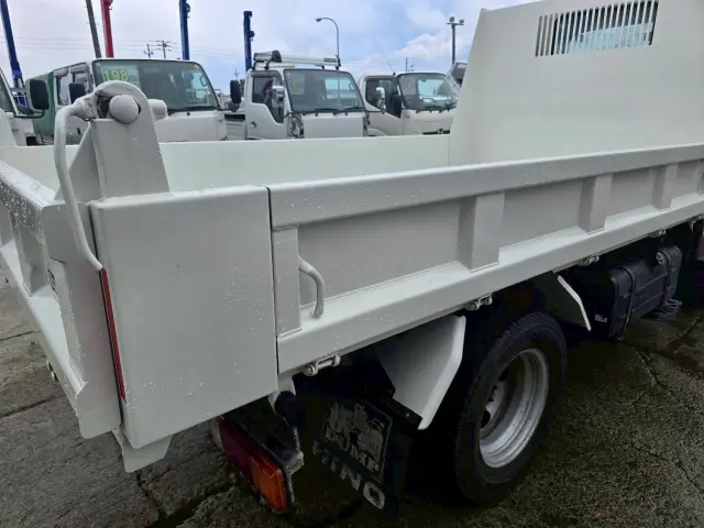 日野 デュトロ TKG-XZU610T(2WD)の写真11