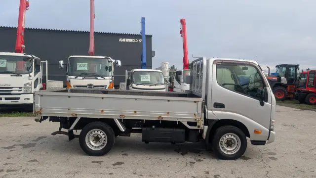 トヨタ ダイナ LDF-KDY281(4WD)の写真4