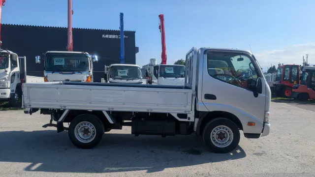 トヨタ ダイナ LDF-KDY281(4WD)の写真4
